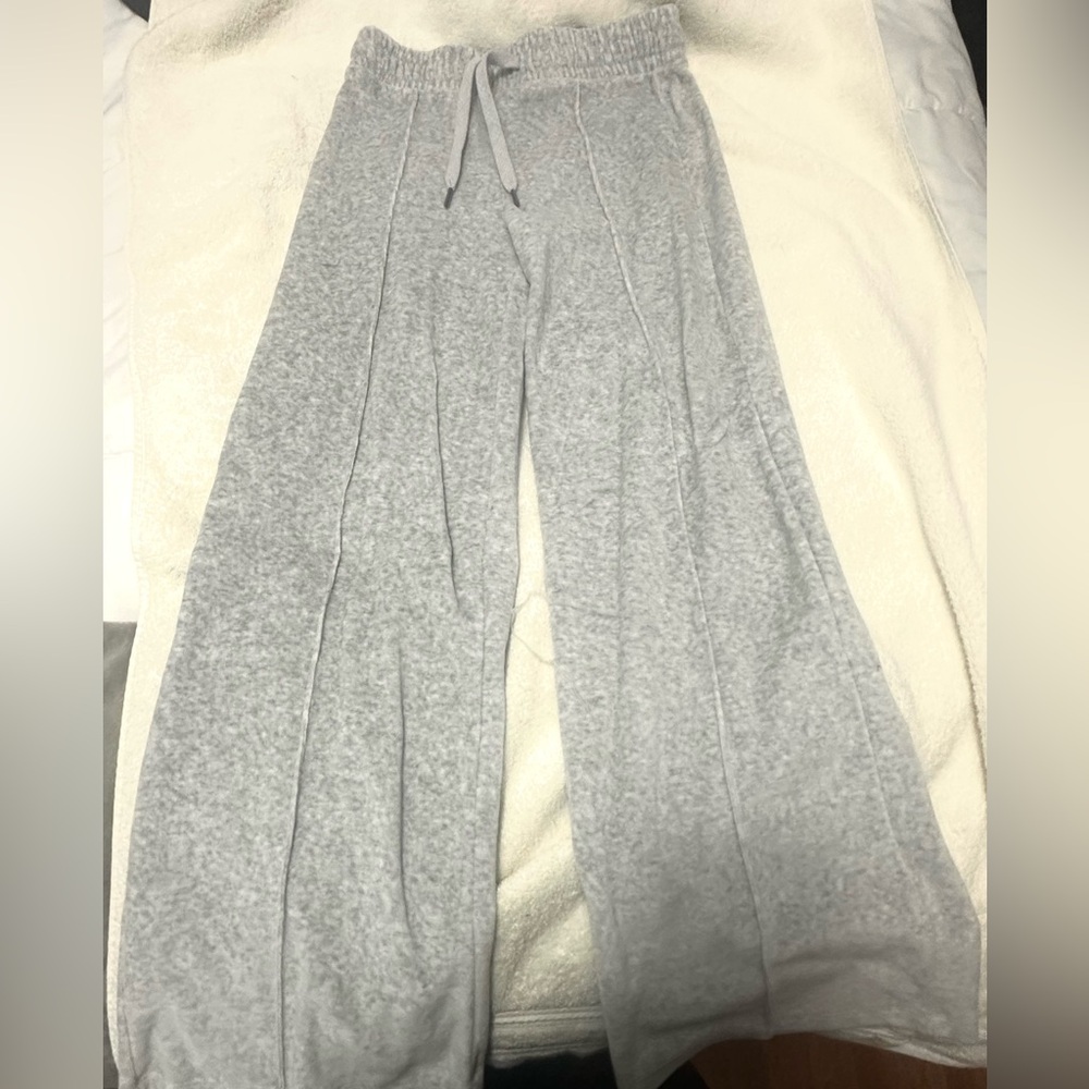 H&M Women’s Gray Wide-Leg Lounge Pants